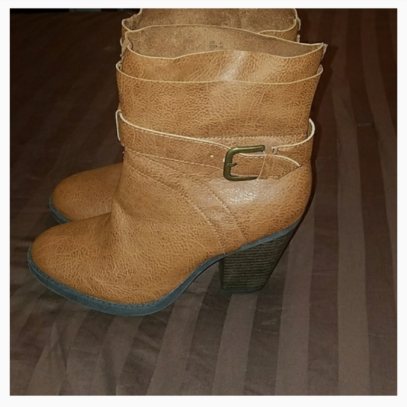 NWOT JustFab Boots - Picture 3 of 7